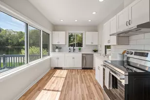 1360 Great Plain Ave, Needham, MA 02492 - Photo 3