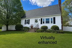 4 Dawn St, Blackstone, MA 01504 - Photo 1