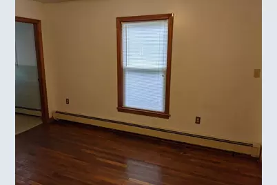 13 Spring St, Milford, MA 01757 - Photo 9