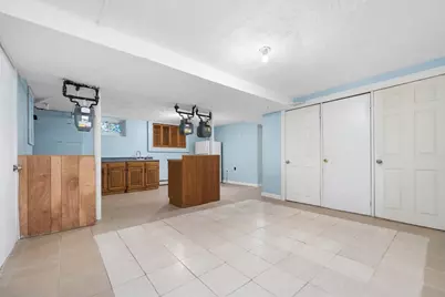 518 Lonsdale Avenue, Pawtucket, RI 02863 - Photo 19