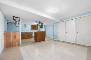 518 Lonsdale Ave, Pawtucket, RI 02863 - Photo 19
