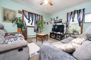 518 Lonsdale Ave, Pawtucket, RI 02863 - Photo 17