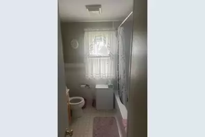 44 Maebeth St, Springfield, MA 01119 - Photo 9