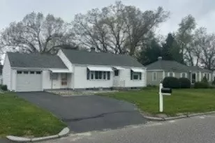 44 Maebeth St, Springfield, MA 01119 - Photo 3