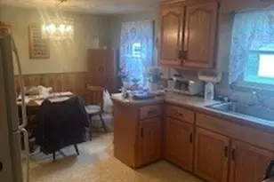 44 Maebeth St, Springfield, MA 01119 - Photo 13