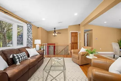 96 Ridge Rd, Northborough, MA 01532 - Photo 3