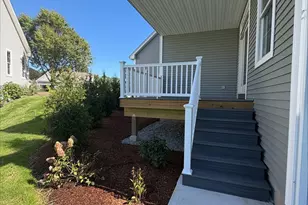7 Fields Dr, East Longmeadow, MA 01028 - Photo 5