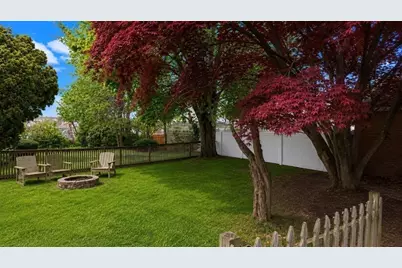 140 Holly St, New Bedford, MA 02746 - Photo 15