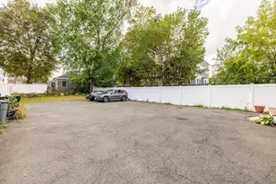 137 North St, Salem, MA 01970 - Photo 17