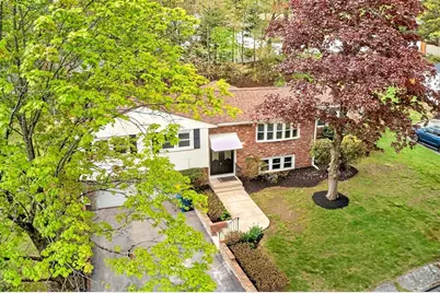 6 Sunset Dr, Randolph, MA 02368 - Photo 3