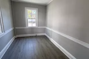 93 Friend St, Amesbury, MA 01913 - Photo 5