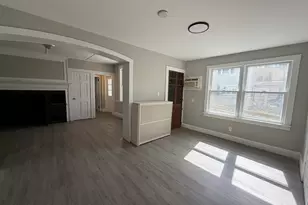 93 Friend St, Amesbury, MA 01913 - Photo 9