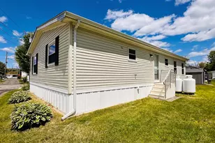 93 Grochmal Ave, Springfield, MA 01150 - Photo 29