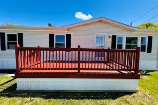 93 Grochmal Ave, Springfield, MA 01150 - Photo 3