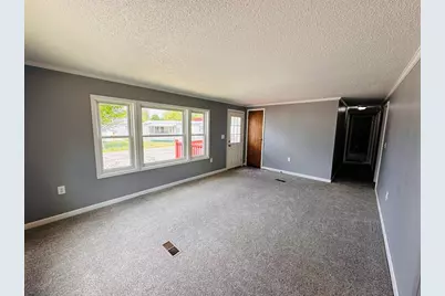 93 Grochmal Ave #119, Springfield, MA 01150 - Photo 15