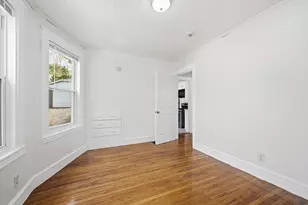 300 Lynn St, Peabody, MA 01960 - Photo 17