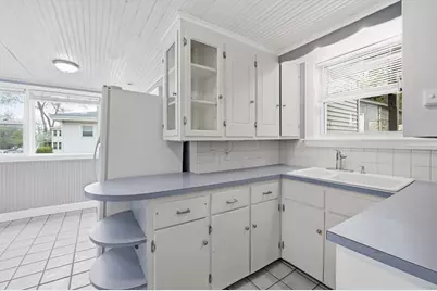 300 Lynn Street, Peabody, MA 01960 - Photo 11