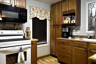 3 Elm St, Oxford, MA 01540 - Photo 11