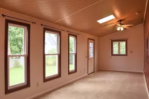 3 Elm St, Oxford, MA 01540 - Photo 7