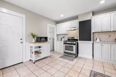 27 Prescott St #1, Somerville, MA 02143 - Photo 9