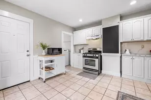 27 Prescott St, Somerville, MA 02143 - Photo 9