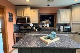 319 Oliver St, New Bedford, MA 02745 - Photo 9