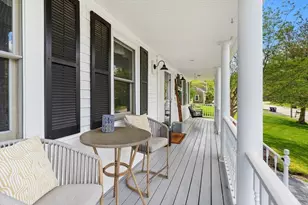 12 Rainbow Cir, Bridgewater, MA 02324 - Photo 5