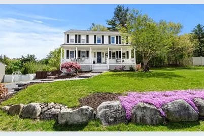 12 Rainbow Cir, Bridgewater, MA 02324 - Photo 3