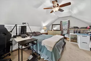 8 Alsop St, Fall River, MA 02723 - Photo 25