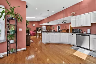 8 Alsop St, Fall River, MA 02723 - Photo 15