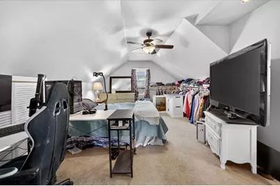 8 Alsop St, Fall River, MA 02723 - Photo 23