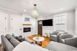 25 Carter St, Newburyport, MA 01950 - Photo 9