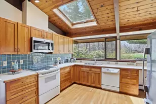 262 South St, Carlisle, MA 01741 - Photo 15