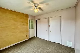 13 Florence St, Chicopee, MA 01013 - Photo 25