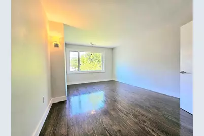 738 Watertown St, Newton, MA 02460 - Photo 23