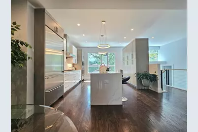 738 Watertown St, Newton, MA 02460 - Photo 7