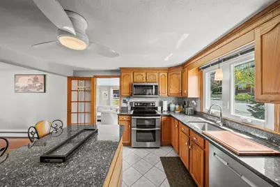 339 Passaconaway Dr, Dracut, MA 01826 - Photo 7