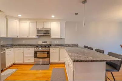 39 Hayward St #9, Braintree, MA 02184 - Photo 3