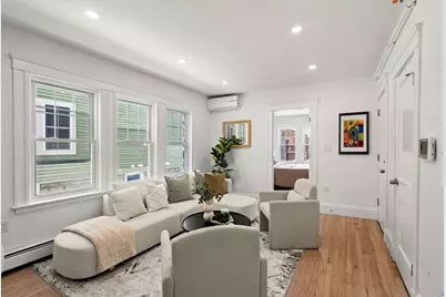 60 Derby St #4, Somerville, MA 02145 - Photo 5