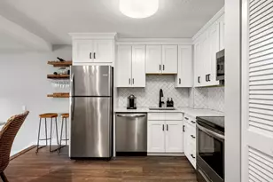 160 Burkhall St, Weymouth, MA 02190 - Photo 3