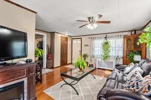 40 Manor Rd, Shrewsbury, MA 01545 - Photo 5