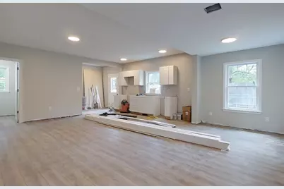 3 Williams St #1, Pepperell, MA 01463 - Photo 5