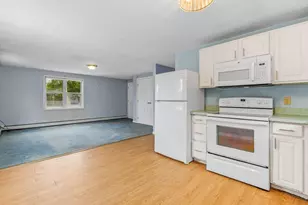 137 Eleanor Dr, Braintree, MA 02184 - Photo 17