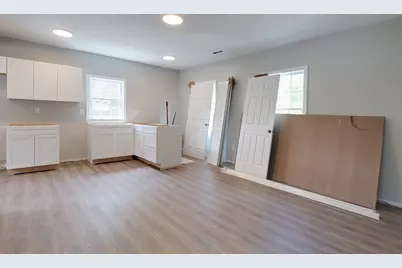 3 Williams St #2, Pepperell, MA 01463 - Photo 7