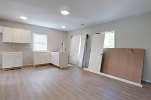3 Williams St, Pepperell, MA 01463 - Photo 7
