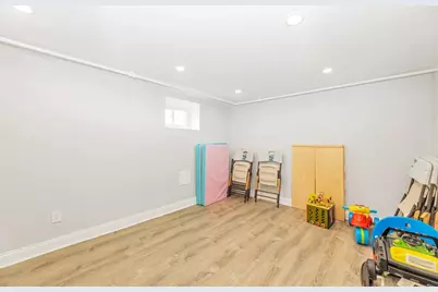 881 Pleasant St, Stoughton, MA 02072 - Photo 19