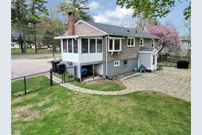 881 Pleasant St, Stoughton, MA 02072 - Photo 25