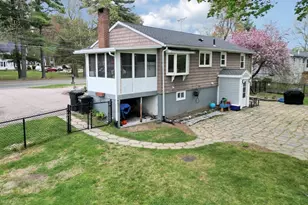 881 Pleasant St, Stoughton, MA 02072 - Photo 25