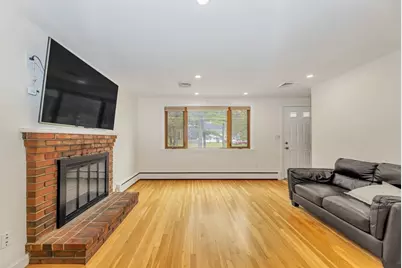881 Pleasant St, Stoughton, MA 02072 - Photo 7