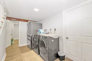 881 Pleasant St, Stoughton, MA 02072 - Photo 21